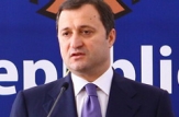 Vlad Filat va incepe luni un proces de consultare cu societatea civila