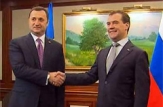Dmitri Medvedev l-a invitat pe Vlad Filat să efectueze o vizită oficială în Federaţia Rusă