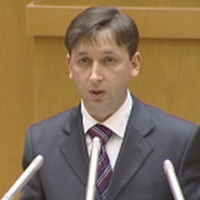 Artur Resetnicov a fost desemnat pentru functia de director al Serviciului de Informatii si Securitate