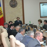 Premierul Tarlev  a cerut  ministerului Justiţiei  să identifice persoanele vinovate de pierderea cauzelor ca CEDO