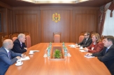 Natalia Gherman a avut o întrevedere cu șeful misiunii OSCE în Republica Moldova, Michael Scanlan