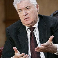 Preşedintele Voronin a retrimis în Parlament legea cetăţeniei multiple