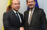 Prim-ministrul a discutat cu Johannes Hahn, Comisarul European pentru Politica de Vecinătate şi Negocierile de Extindere
