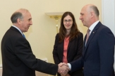 Pavel Filip a avut o întrevedere cu Ambasadorul SUA în Republica Moldova, James Pettit