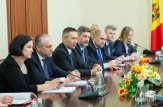 Pavel Filip s-a întâlnit cu directorii politici din Grupul de la Vîşegrad