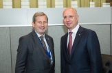 Agenda europeană a Republicii Moldova, discutată de Premierul Pavel Filip și Comisarul Johannes Hahn