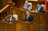 Prim-ministrul a prezentat în Parlament proiectul de Hotărâre privind declararea stării de urgență