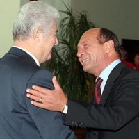 Basescu, politica "simplista" fata de Moldova
