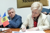 Primele sisteme de irigare din Moldova au fost transmise în administrare producătorilor agricoli care utilizează apa pentru irigații 