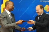 Valeriu Lazăr şi Abdoulaye Seck au semnat Acordul de grant pentru ameliorarea competitivităţii