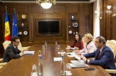 Zinaida Greceanîi s-a întâlnit cu conducerea BNM și a Fondului de garantare a depozitelor