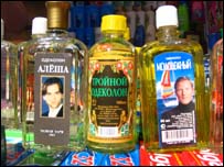 Alcoolul ucide 43% dintre bărbaţii ruşi