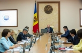 Guvernul a aprobat Planul de acţiuni pentru anii 2017-2020 privind reintegrarea cetăţenilor Republicii Moldova reveniţi de peste hotare
