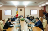Executivul a avizat pozitiv inițiativa privind numirea limbii române drept limbă de stat în Constituție