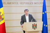 Deputatul PAS, Lilian Carp solicită ca moldovenii vaccinați împotriva COVID-19 să fie scutiți de carantină la revenirea în Republica Moldova