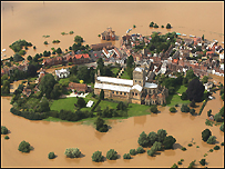 Anglia: cele mai grave inundaţii din istoria modernă
