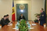 Vlad Filat a prezidat astăzi dimineaţa o şedinţă operativă  în legătură cu condiţiile meteo nefavorabile din ţară